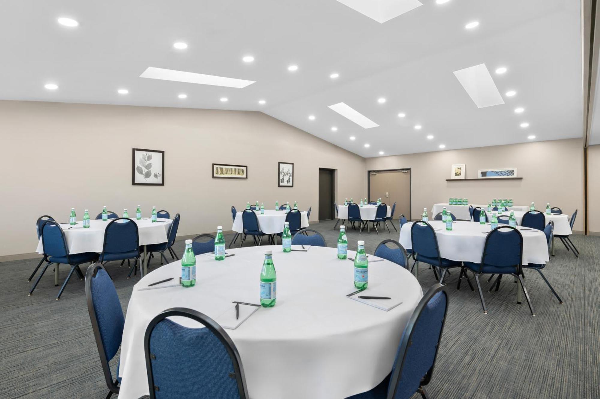 Country Inn & Suites By Radisson, Coon Rapids, Mn Екстериор снимка