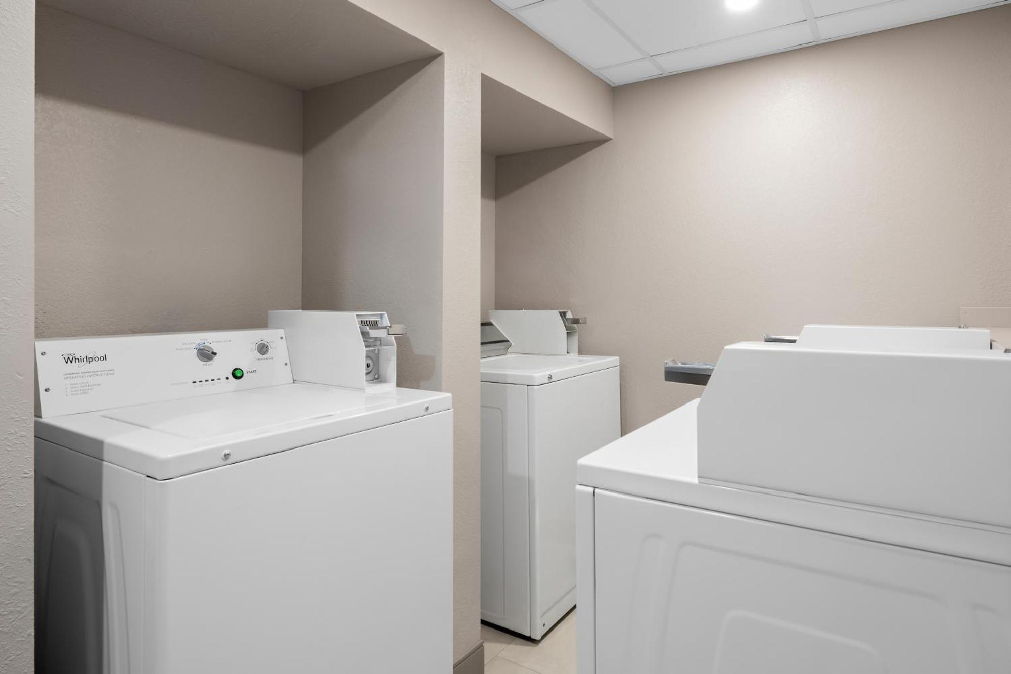 Country Inn & Suites By Radisson, Coon Rapids, Mn Екстериор снимка
