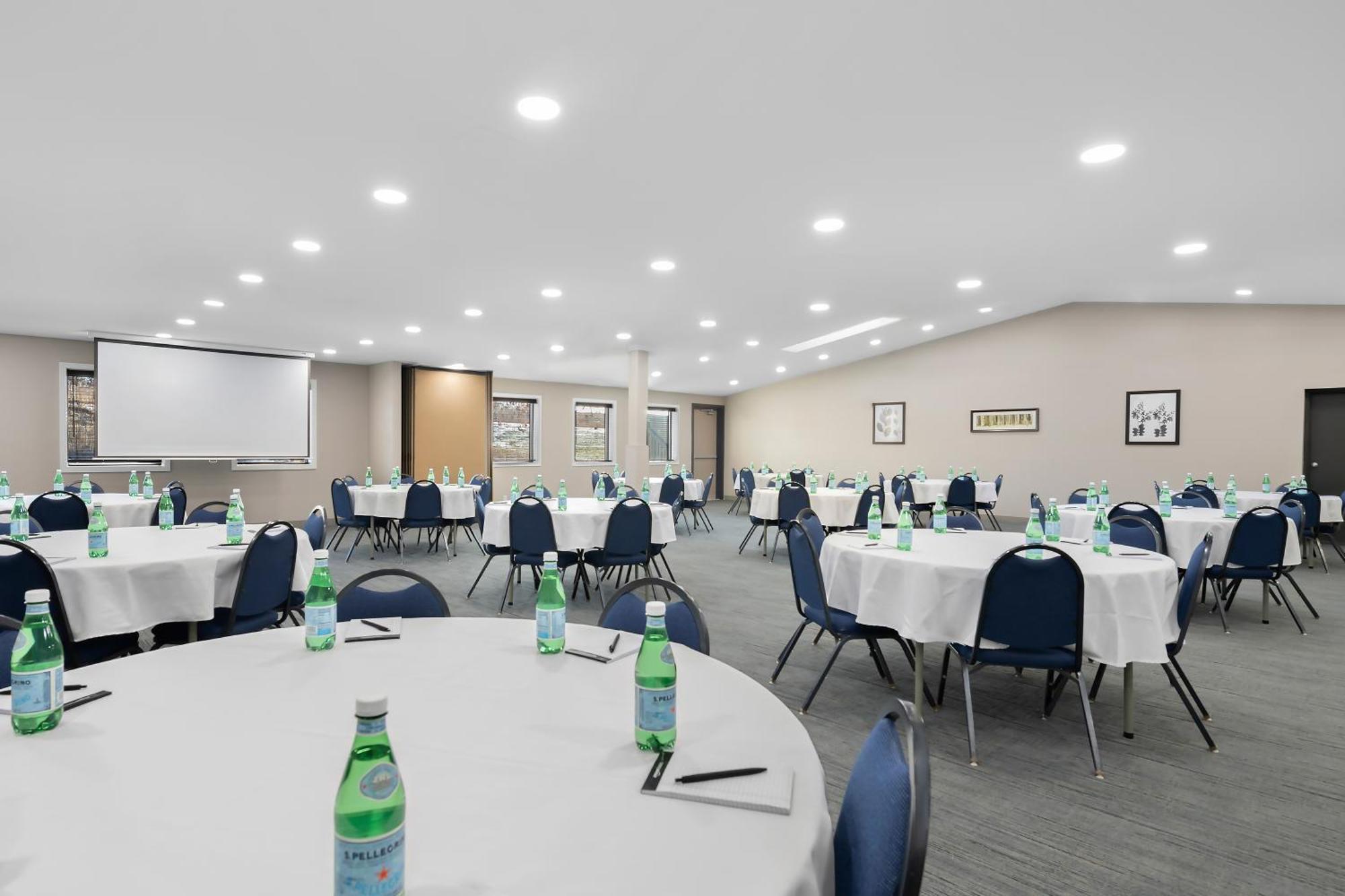 Country Inn & Suites By Radisson, Coon Rapids, Mn Екстериор снимка